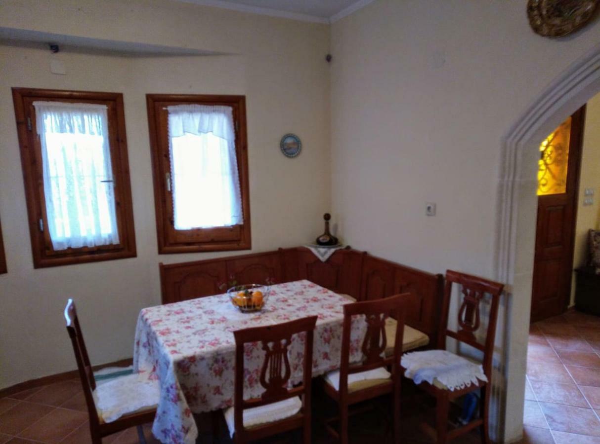 Villa Silvia Ágios Matthaíos Dış mekan fotoğraf